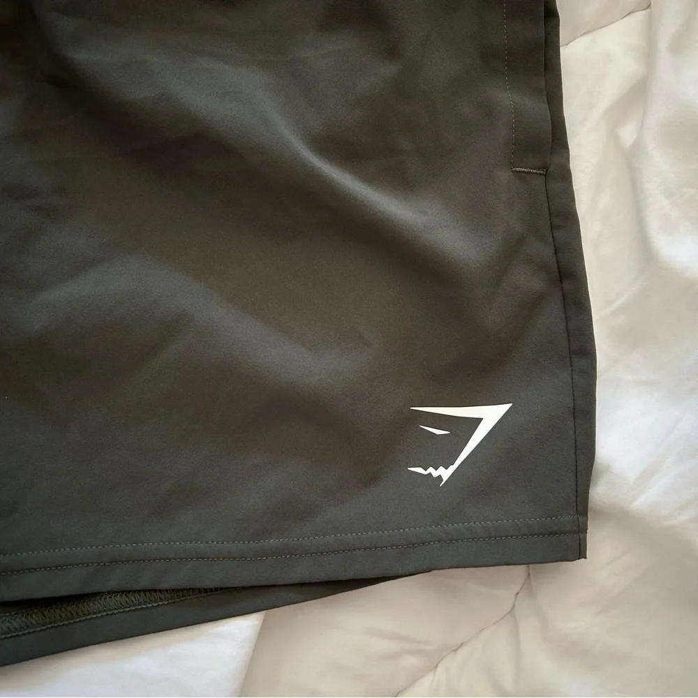 🔆🔹Gymshark Arrival 5” Men’s Army Green Athletic Training Running Shorts